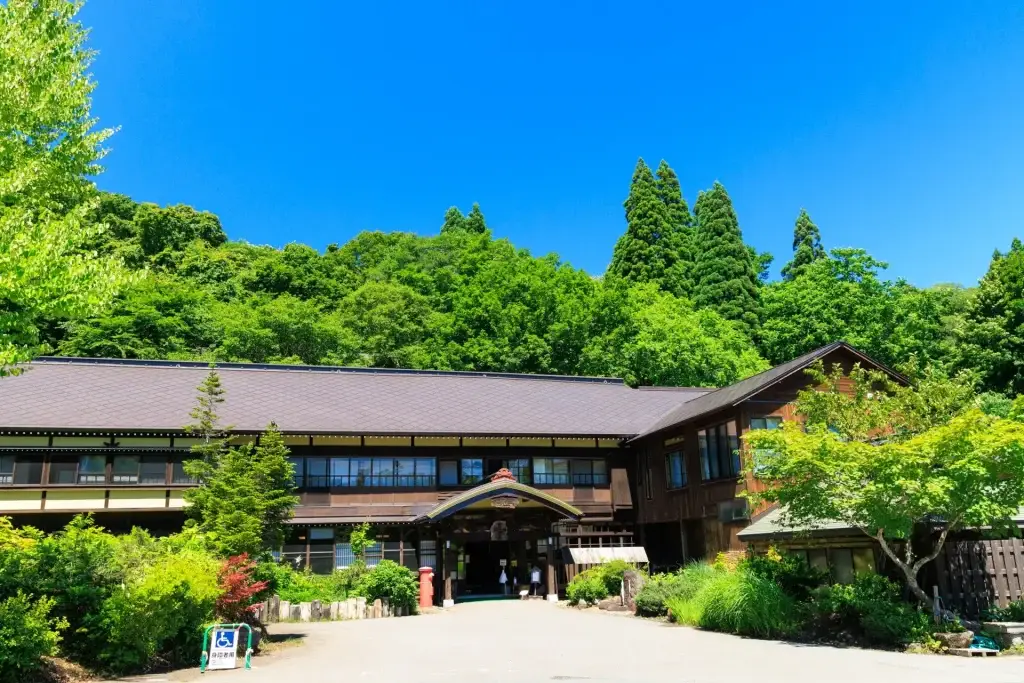 蔦温泉