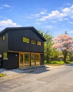 Canteen&Microhotel uqui